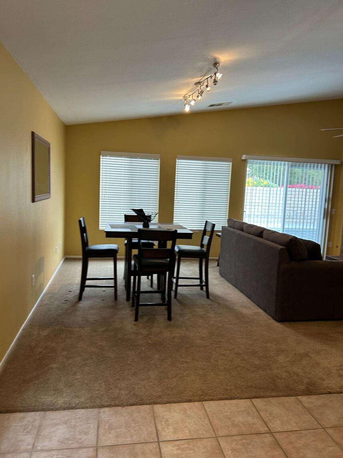 Walking Distance To Stagecoach Villa Indio Exteriör bild